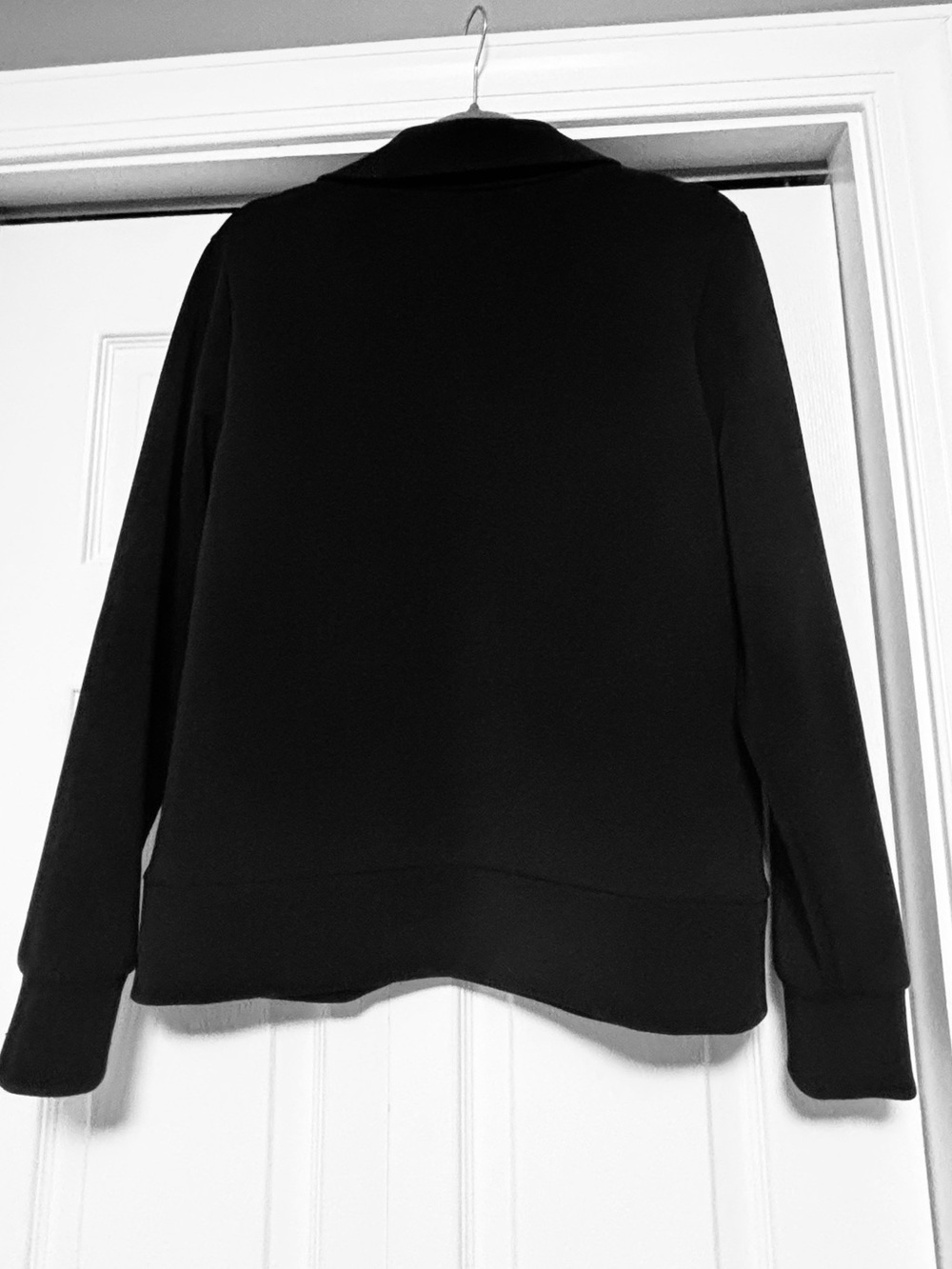 Lilly Pulitzer sweatsuit size M black - Picture 6 of 8
